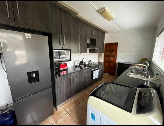 3 BEDROOM HOUSE FOR SALE IN SCOTTSVILLE EXT